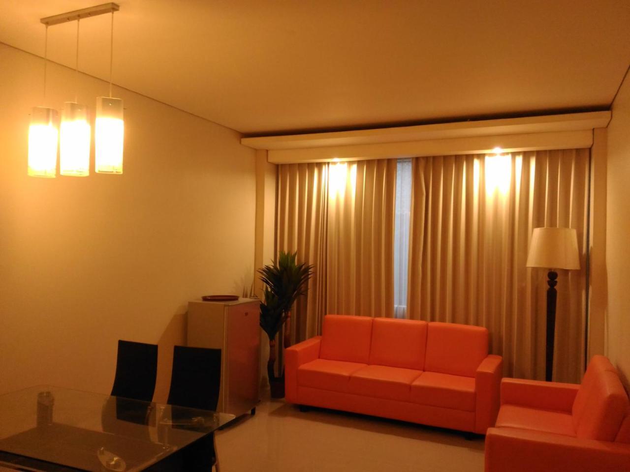 卡瑞斯马酒店 茉莉芬 外观 照片